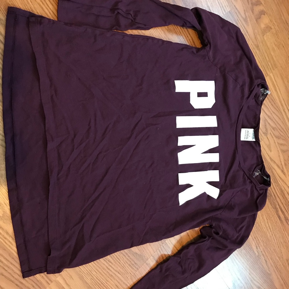 Large Victoria’s Secret PINK maroon T-shirt